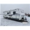 Image 2 : 2004 TERRY QUANTUM T/A TRAVEL TRAILER