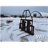 Image 1 : WHEEL LOADER BALE FORK