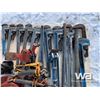Image 4 : PIPE WRENCHES, PIPE VICE, PIPE CUTTER, BOTTLE JACK