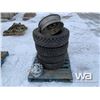 Image 2 : (4) 245/70 R19.5 TIRES & RIMS