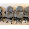 Image 4 : (6) OFFICE CHAIRS