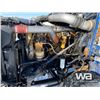 Image 19 : 2005 PETERBILT 378 T/A SLEEPER WINCH TRACTOR