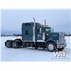 Image 2 : 2002 KENWORTH W900B SLEEPER T/A TRUCK