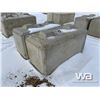 Image 4 : (2) CONCRETE BARRIER BLOCKS
