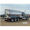 Image 3 : 2013 Kenworth T800 Tri Drive Sleeper Tank Truck