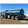 Image 4 : 1991 International 4900 T/A Tank Truck