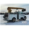 Image 3 : 1991 IHC 4700 S/A Bucket Truck