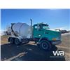 Image 2 : 1999 Sterling Universal T/A Concrete Truck