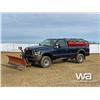 Image 1 : 2004 Ford F350 4WD Sand & Plow Truck