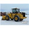 Image 4 : GUARANTEE: 1993 Caterpillar 950F Wheel Loader