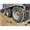 Image 13 : 2002 Doepker Super B-Train Grain Trailers