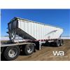 Image 19 : 2002 Doepker Super B-Train Grain Trailers