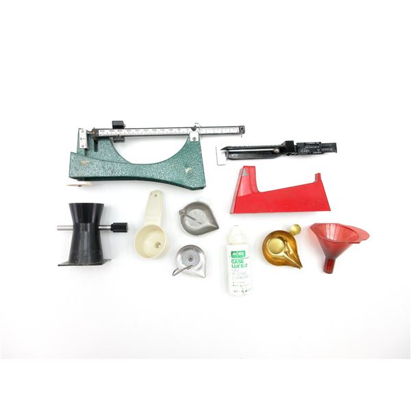 POWDER SCALES AND ACCESSORIES LOT