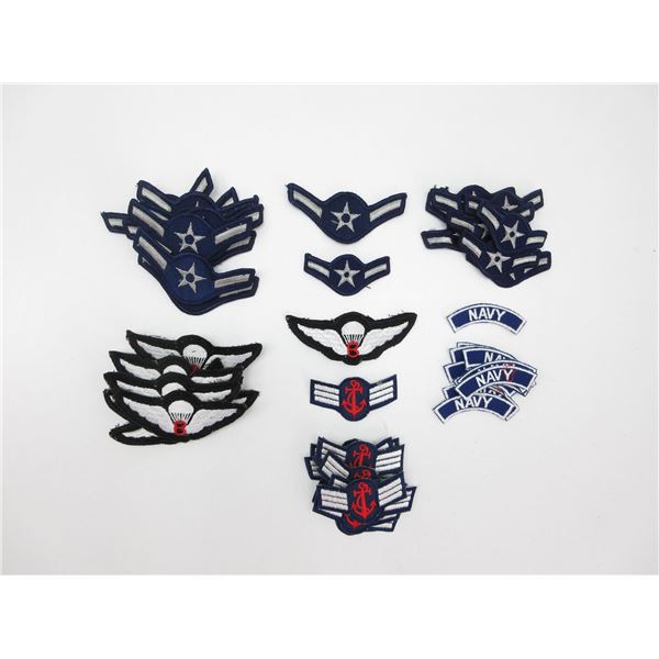 ASSORTED MILITARY BADGE LOT