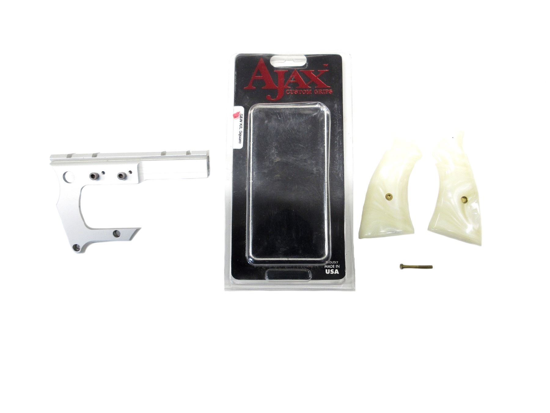 SMITH & WESSON K FRAME REVOLVER GRIPS AND SCOPE MOUNT LOT - Switzer's ...