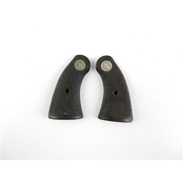 WOOD COLT REVOLVER GRIPS