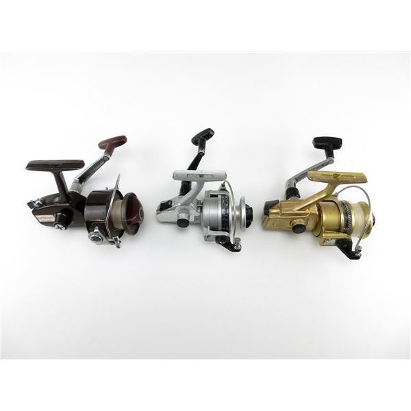 ASSORTED SPINNING FISHING REELS LOT
