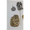 Image 3 : Religious Pins and Pendants