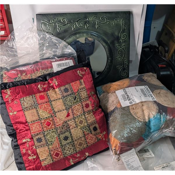 Mirror and Pillows NEW