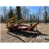 Image 2 : NEW HOLLAND STACKLINER 1012 BALE STACKER