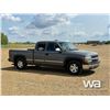 Image 2 : 2001 CHEVROLET 1500 SILVERADO E-CAB PICKUP