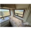 Image 26 : 1990 FORD 350 27 FT. S/A MOTORHOME