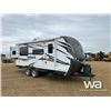 Image 2 : 2012 OUTBACK 210RS  21 FT. T/A TRAVEL TRAILER