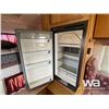 Image 25 : 1990 TRAVELAIRE TK950 TRUCK CAMPER