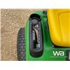 Image 8 : JOHN DEERE 100 SERIES 42 IN. LAWN MOWER