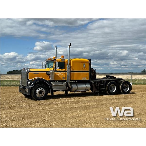 1981 KENWORTH W900A T/A SLEEPER WINCH TRACTOR