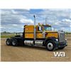 Image 2 : 1981 KENWORTH W900A T/A SLEEPER WINCH TRACTOR