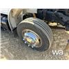 Image 26 : 2000 INTERNATIONAL 4700 S/A ROLLBACK TRUCK