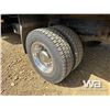 Image 30 : 2000 INTERNATIONAL 4700 S/A ROLLBACK TRUCK