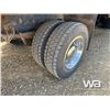 Image 33 : 2000 INTERNATIONAL 4700 S/A ROLLBACK TRUCK