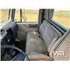 Image 9 : 2000 INTERNATIONAL 4700 S/A ROLLBACK TRUCK