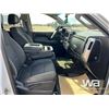 Image 13 : 2015 GMC SIERRA 3500 HD CREW CAB BOOM TRUCK