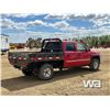 Image 3 : 2004 GMC 2500HD SLT CREW CAB FLATBED TRUCK