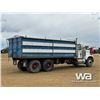 Image 3 : 1980 GMC GENERAL N9500 T/A GRAIN TRUCK