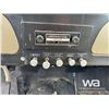 Image 15 : 1976 IHC LOADSTAR 1600 S/A GRAIN TRUCK