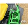 Image 16 : 2012 JOHN DEERE 1023E 4WD LAWN TRACTOR