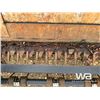 Image 11 : 2004 MACDON 922 16 FT. AUGER HEADER W/ CRIMPER