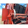 Image 12 : MASSEY FERGUSON 1560 ROUND BALER