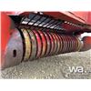 Image 14 : MASSEY FERGUSON 1560 ROUND BALER