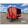 Image 4 : MASSEY FERGUSON 1560 ROUND BALER