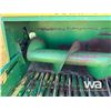 Image 10 : JOHN DEERE 336 SQUARE BALER