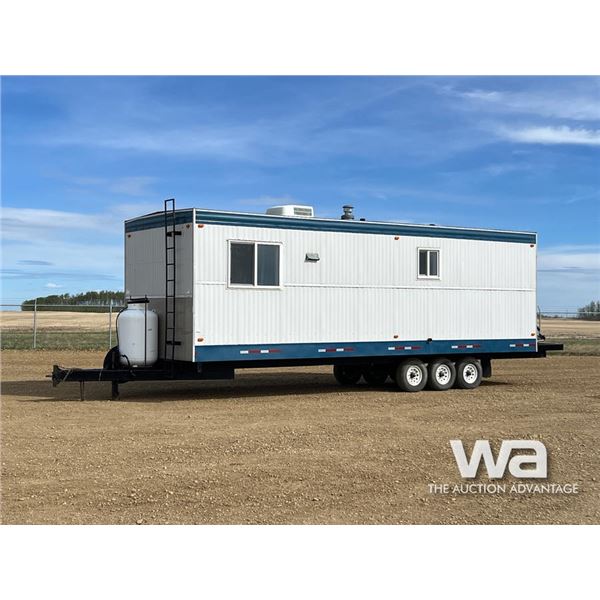 2005 CASTLE ROCK 30 FT. TRIDEM WELLSITE TRAILER