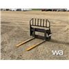 Image 1 : JOHN DEERE 48 IN. PALLET FORKS