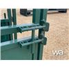 Image 8 : 11 FT. CATTLE SQUEEZE