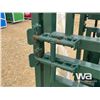 Image 9 : 11 FT. CATTLE SQUEEZE