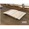 Image 1 : (10) 6 X 4 FT. CLEAR CAST ACRYLIC SHEETS